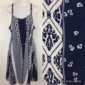 Motherhood Dress Blue Floral Maternity Size Medium